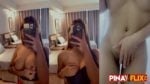 Sexy membuat pose yang menarik