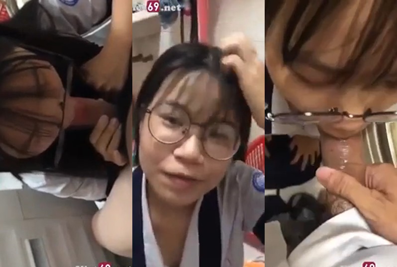 Đến nhà chơi em sinh viên kính cận lén lút bú cu trong phòng tắm